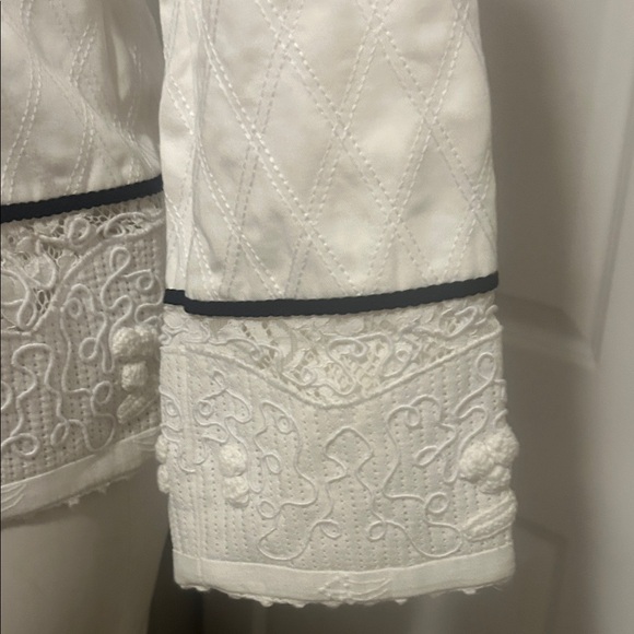 Polo by Ralph Lauren White Jacket with Black Accents - Picture 4 of 16